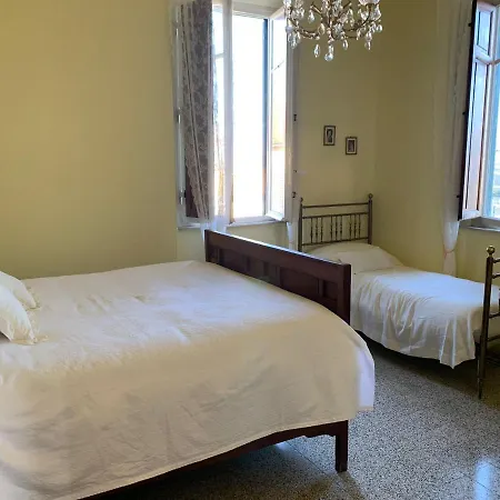 Bed & Breakfast Adelina *